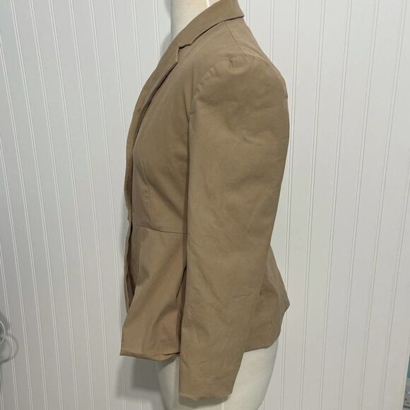 Women's Theory Braneve Approach Peplum Blazer Tan Size 8 Two Buttons Career Work - Picture 7 of 10